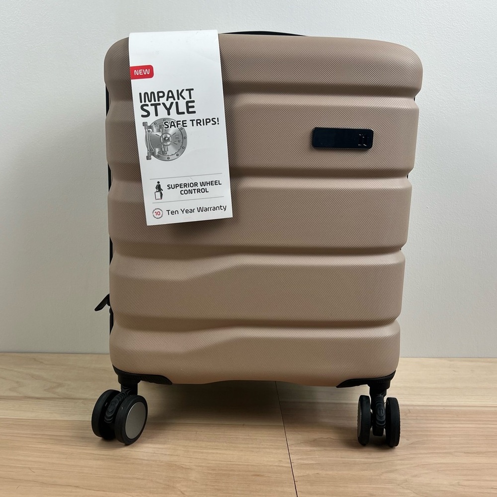 IT impact luggage roller bag